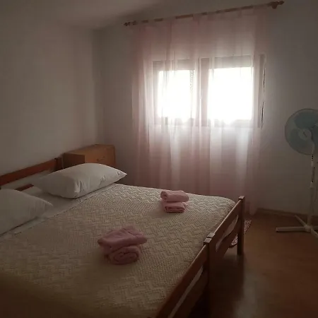 Lora Apartman Trogir
